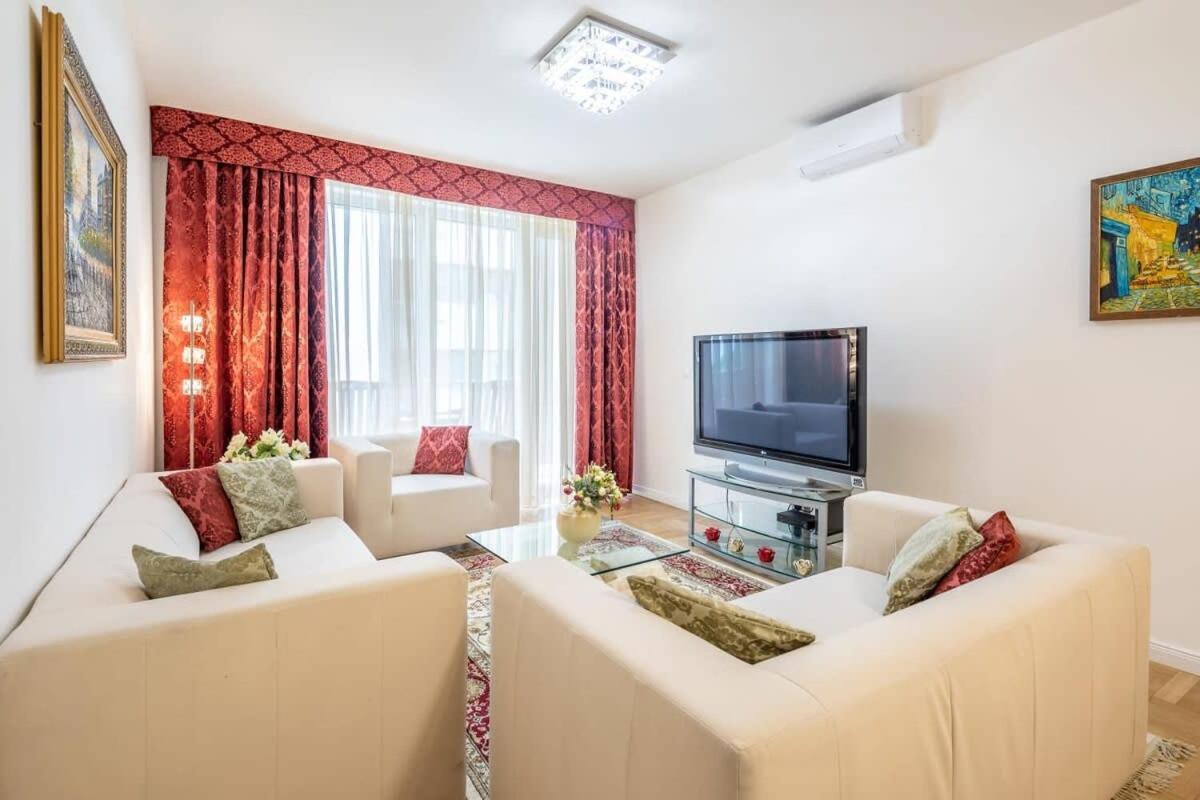 Homey Apartment With Ac And Balcony ブダペスト エクステリア 写真